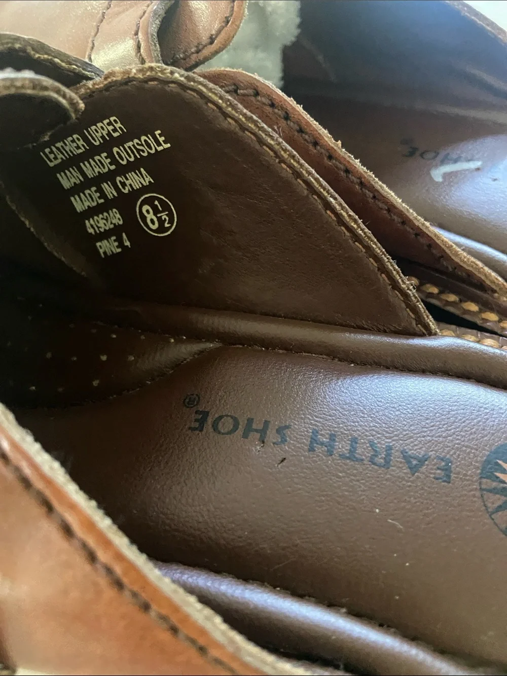 Earth Origins Men’s Tan Brown Leather Slip-On Clogs with Buckle
